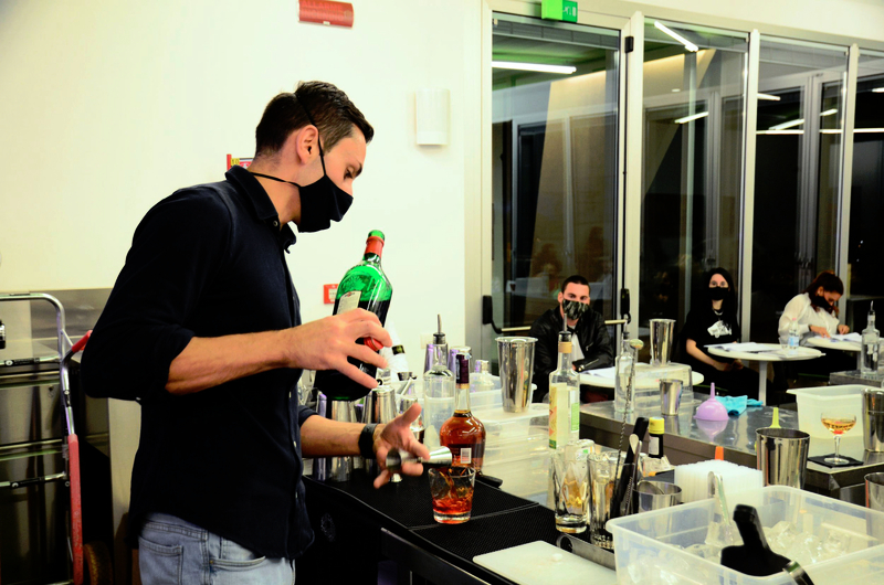 Corso professionale di BARTENDER con Attestato di Qualifica
