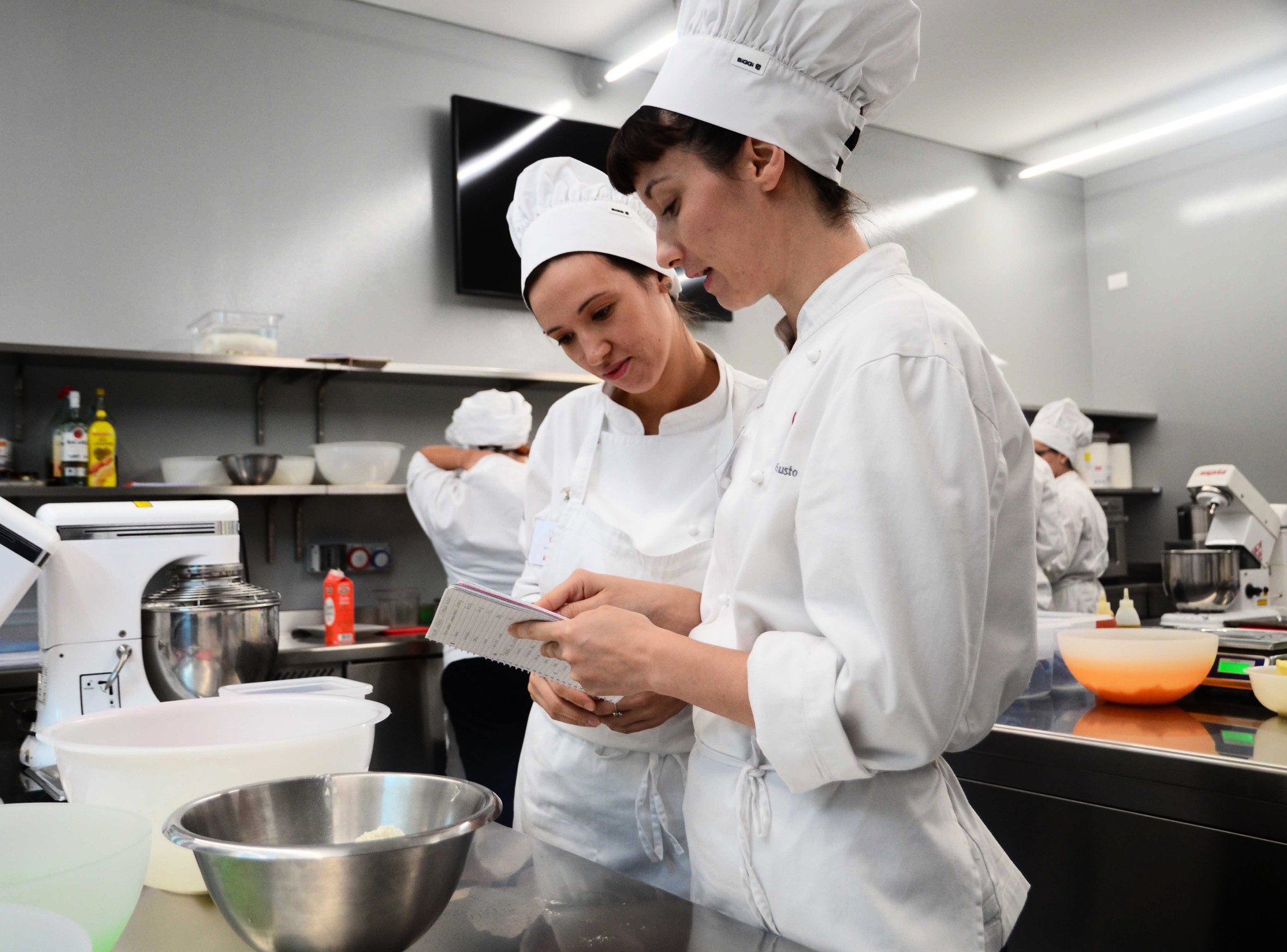 <b>Corso professionale di Pasticcere</b><br>con at