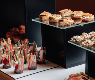 L'arte del ricevere: finger food e antipasti