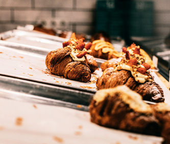 Segreti di una pasticceria eccellente: bilanciamento e tecniche di viennoiserie